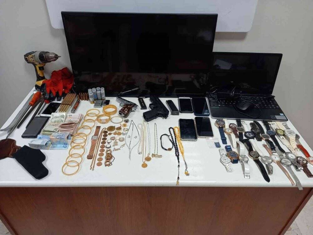 12 ayrı işyeri hırsızlığının şüphelisi tutuklandı