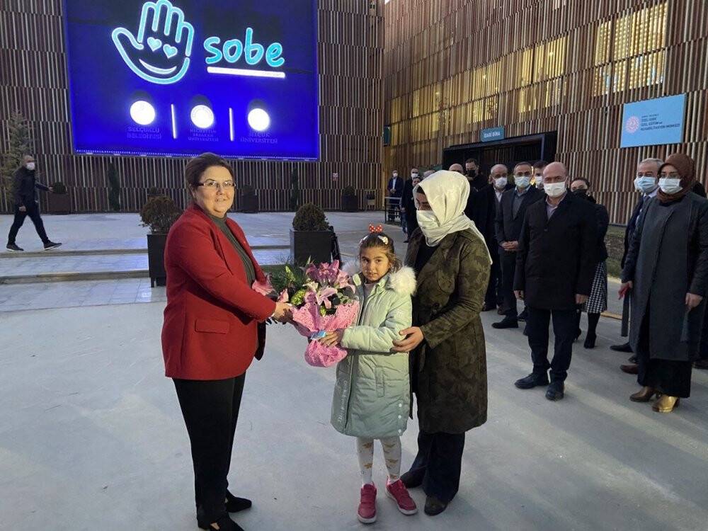 Aile ve Sosyal Hizmetler Bakanı Derya Yanık, Konya'da konuştu