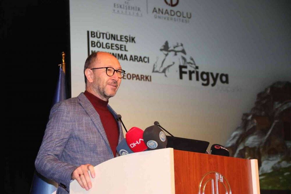 “Frigya Jeoparkı Arama Toplantısı” gerçekleştirildi