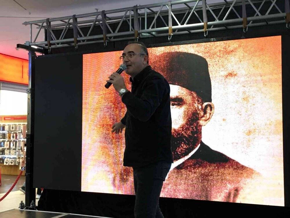 İstanbul Oyuncak Müzesi sergisi Espark AVM’de açıldı