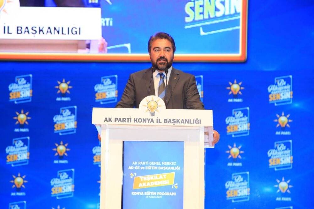 AK Parti’den ‘Teşkilat Akademisi’ eğitimi