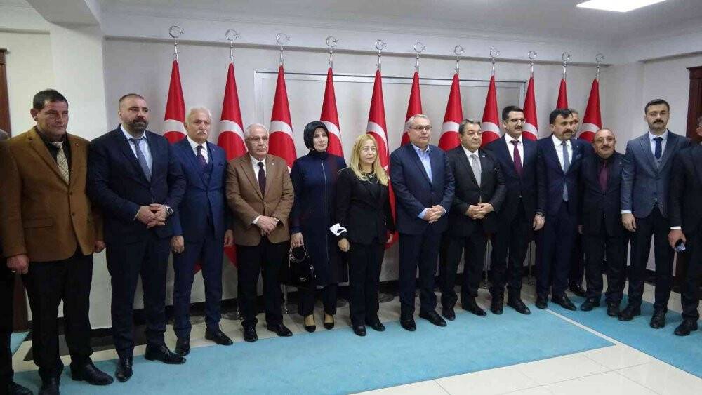 MHP milletvekilleri “Adım Adım 2023, İl İl Anadolu” programı için Muş’ta