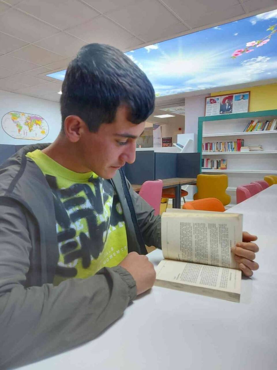 Konya’da kitapseverlerin bağışladığı 10 bin kitap köy okullarına gönderildi