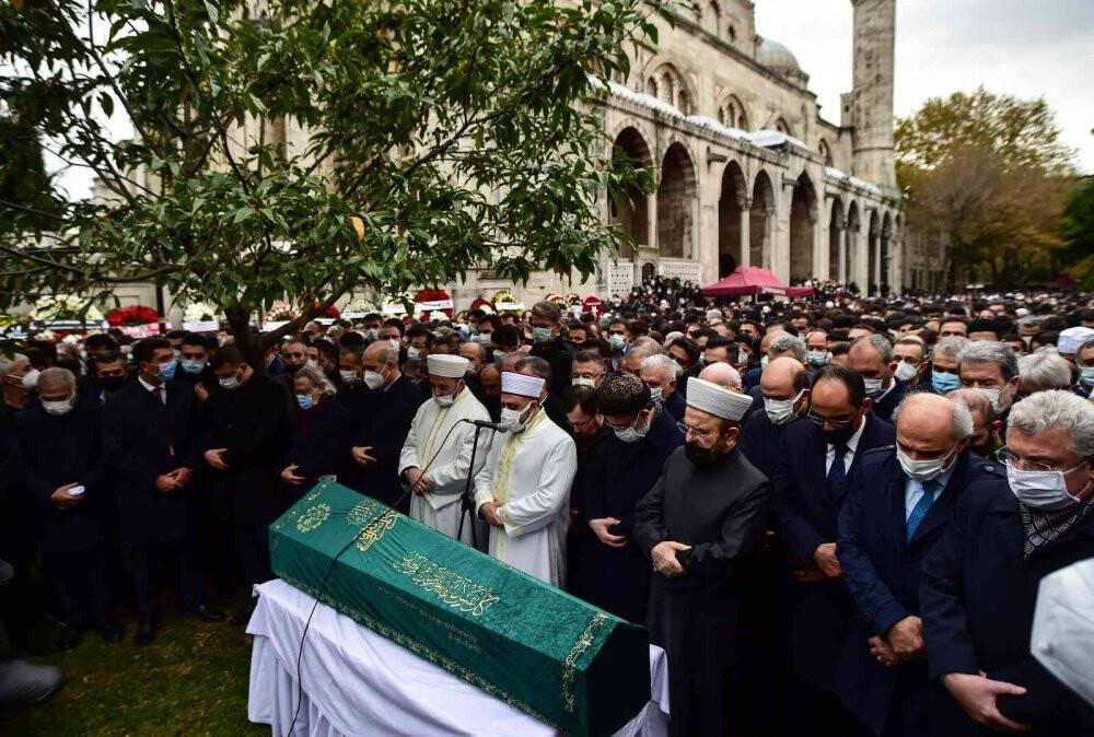 Sezai Karakoç son yolculuğuna uğurlandı