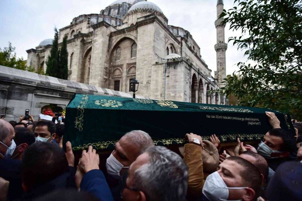 Sezai Karakoç son yolculuğuna uğurlandı