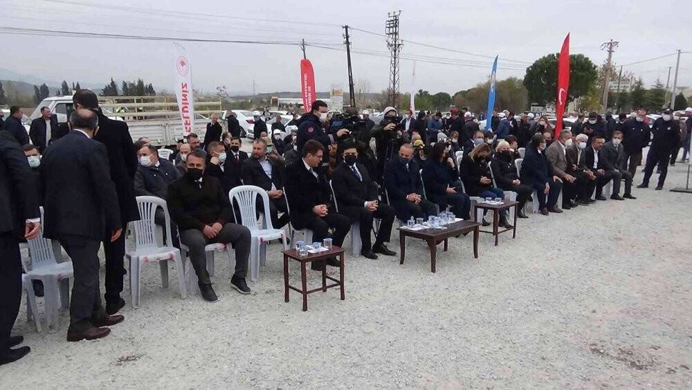 AK Parti Grup Başkanvekili Turan'dan erken seçim açıklaması