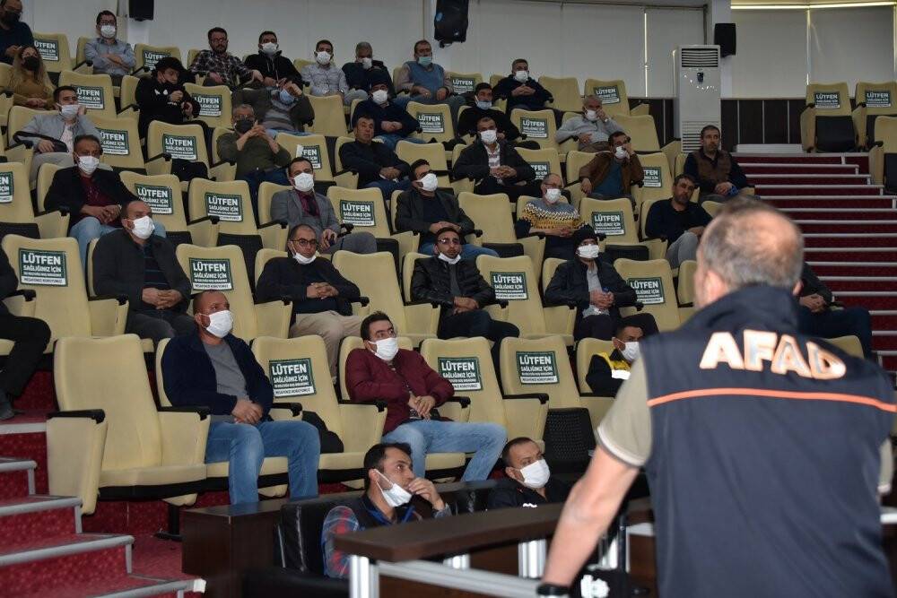 Karatay Belediyesi personeline “Afet Farkındalık Eğitimi”
