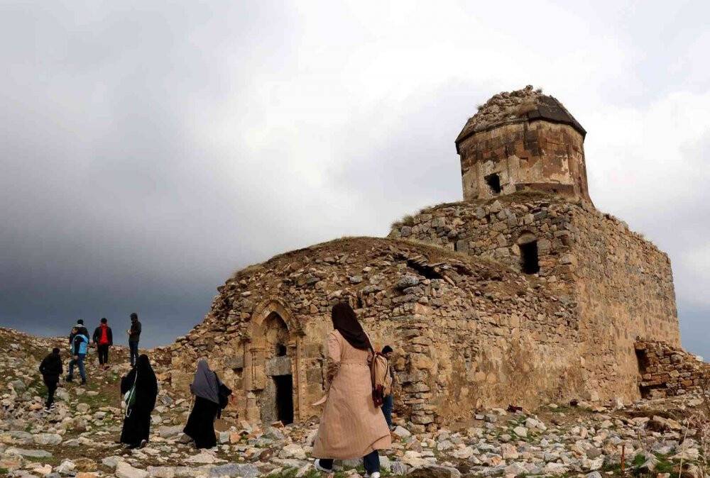 Van’da ki doğa gezisi ve fotoğraf etkinliği yoğun ilgi gördü