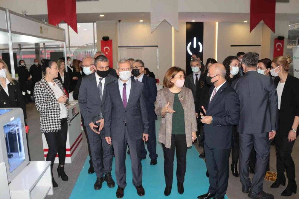 Gençler Tekno-Girişimci zirvesinde buluştu