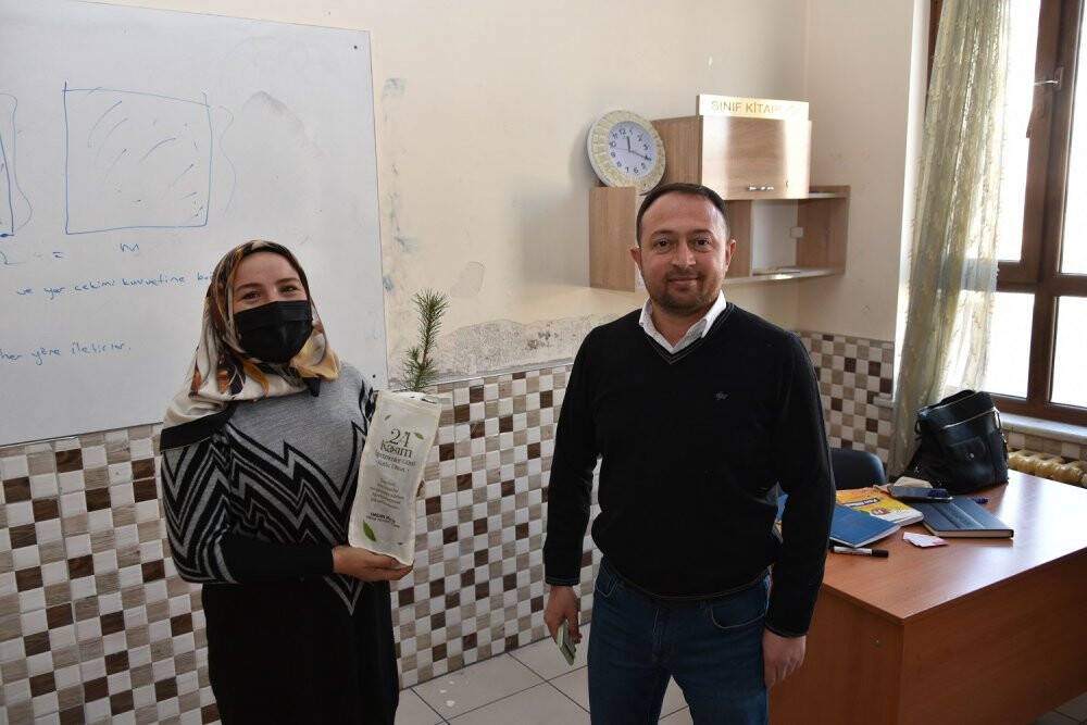 Karatay’da her öğretmene bir fidan