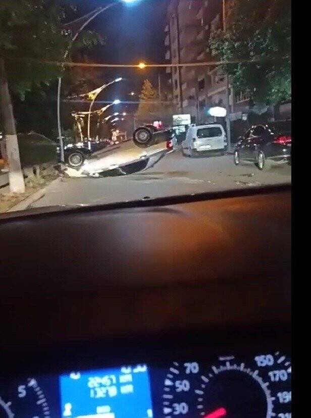 Kaza anı canlı yayına takıldı