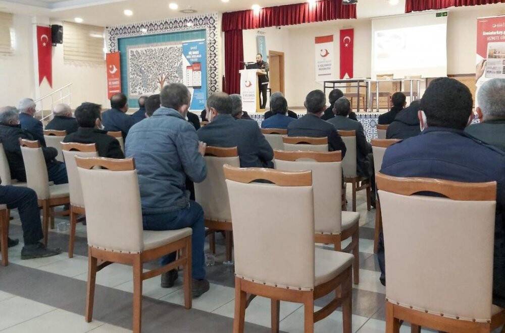Aslanapa ve Çavdarhisar muhtarlarına Narkorehber eğitimi