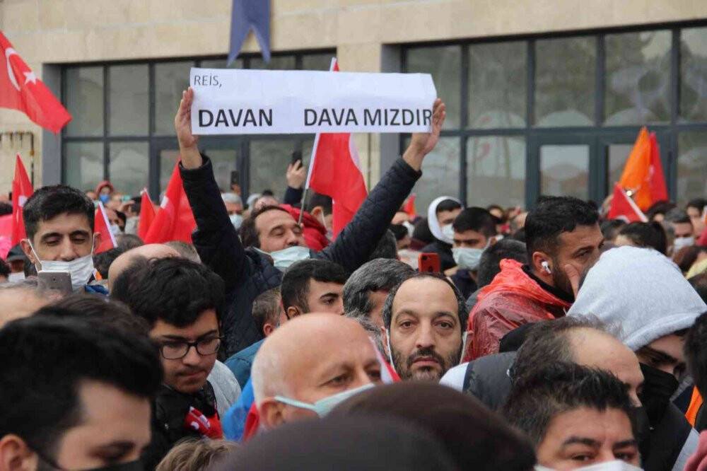 Cumhurbaşkanı Erdoğan deprem konutlarını teslim etti