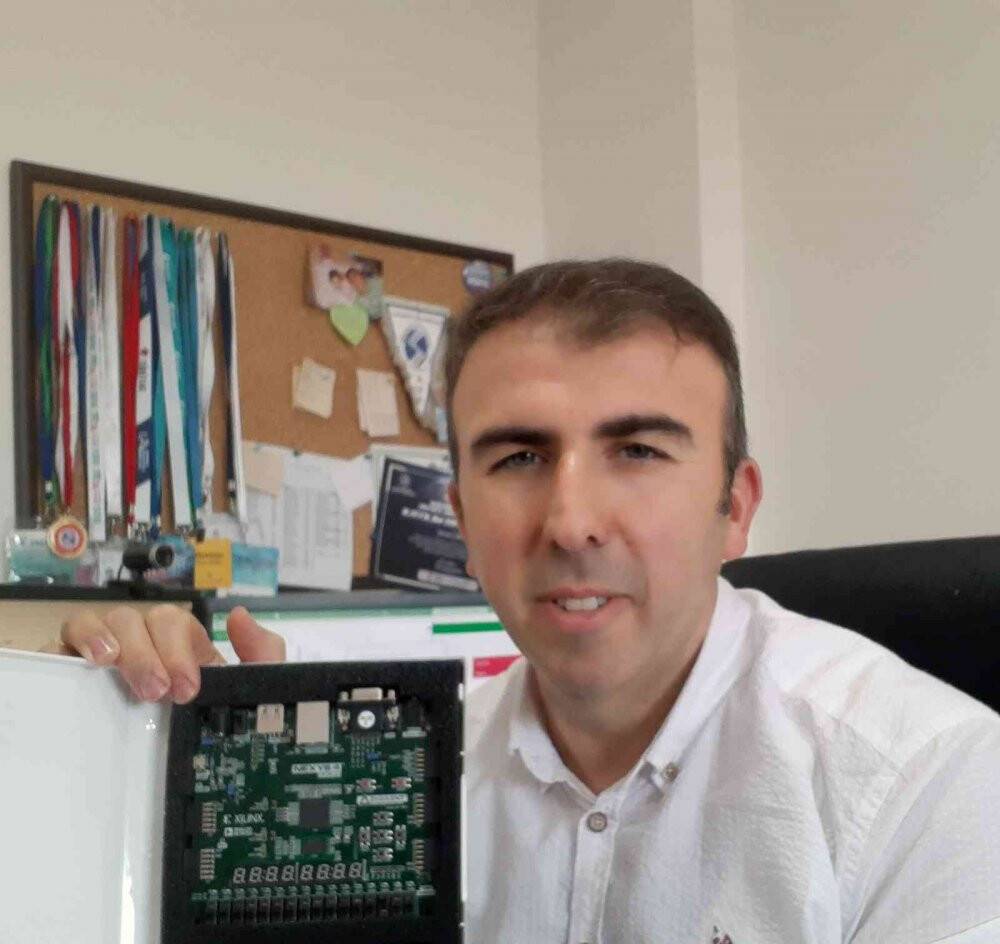 Uluslararası çip tasarım yarışmasında SUBÜ başarısı