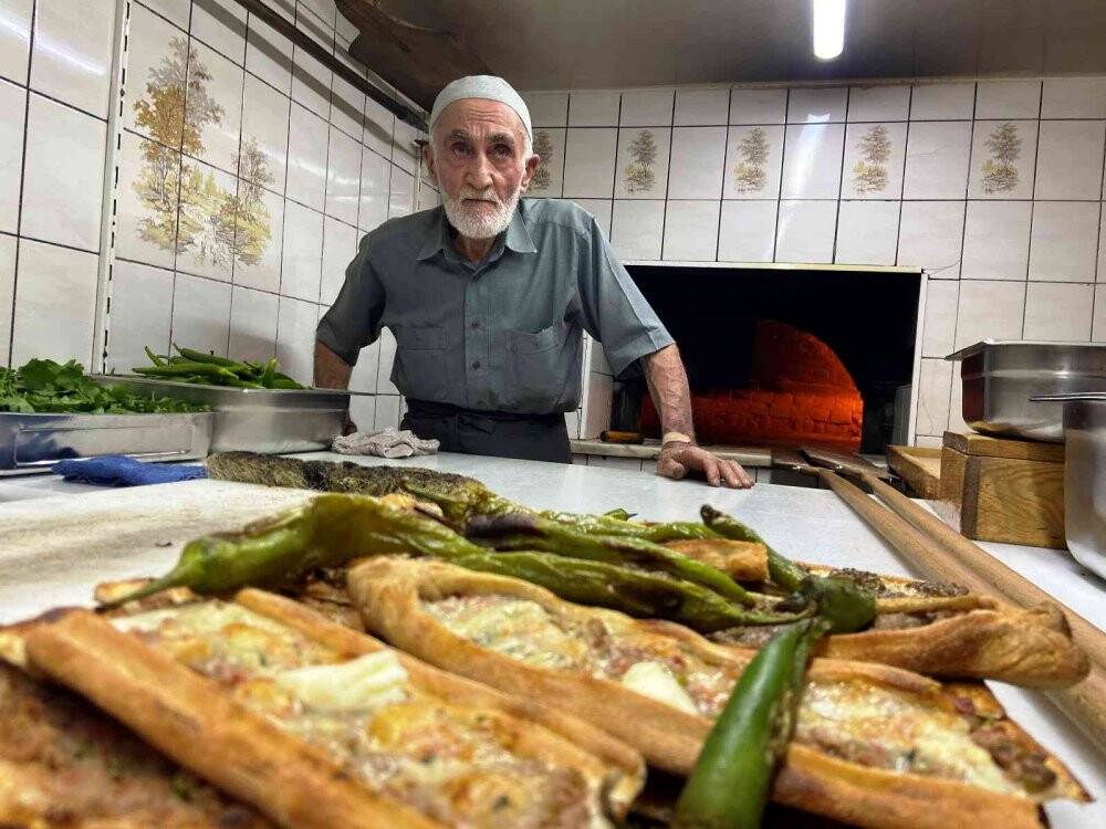 65 senedir lezzete kürek uzatıyor