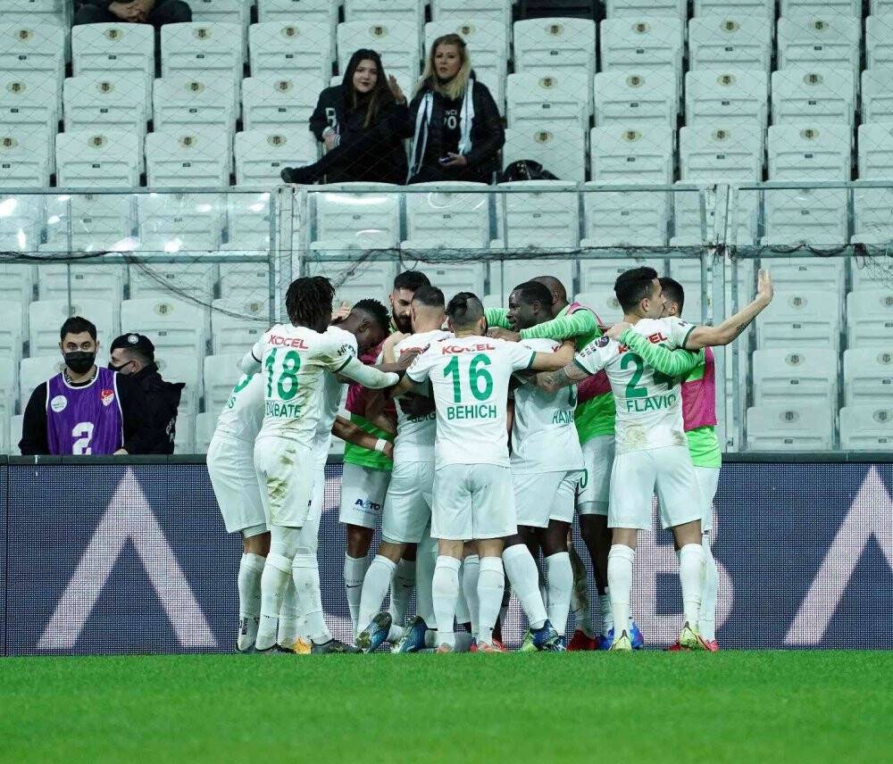 Spor Toto Süper Lig: Beşiktaş: 0 - GZT Giresunspor: 4 (Maç sonucu)