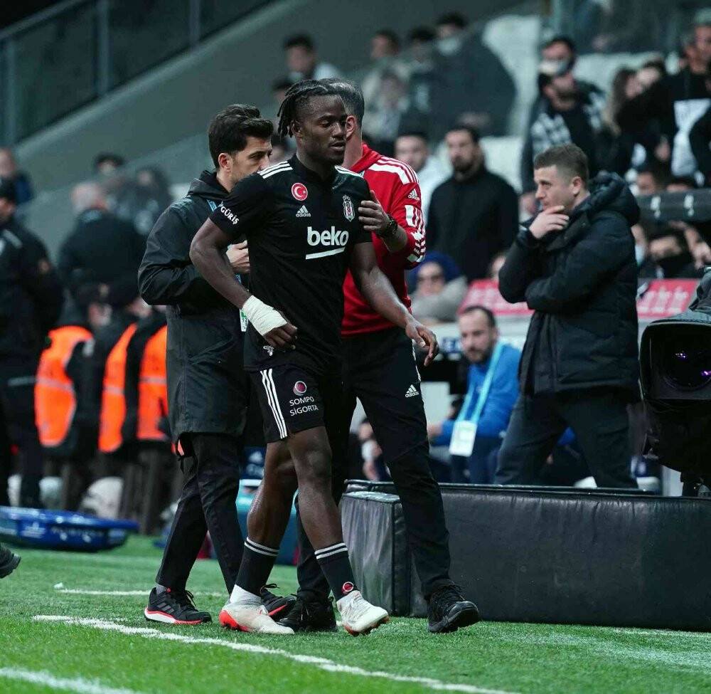 Spor Toto Süper Lig: Beşiktaş: 0 - GZT Giresunspor: 4 (Maç sonucu)
