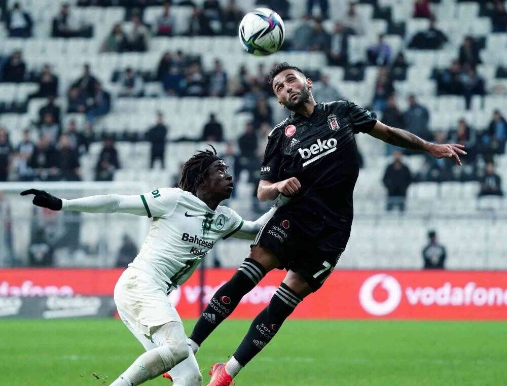 Spor Toto Süper Lig: Beşiktaş: 0 - GZT Giresunspor: 4 (Maç sonucu)