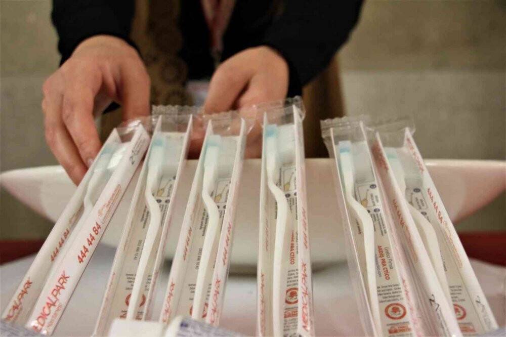Uzmanlar ebeveynleri uyardı: ’’Süt dişleri, daimi dişler için rehber görevi görür’’