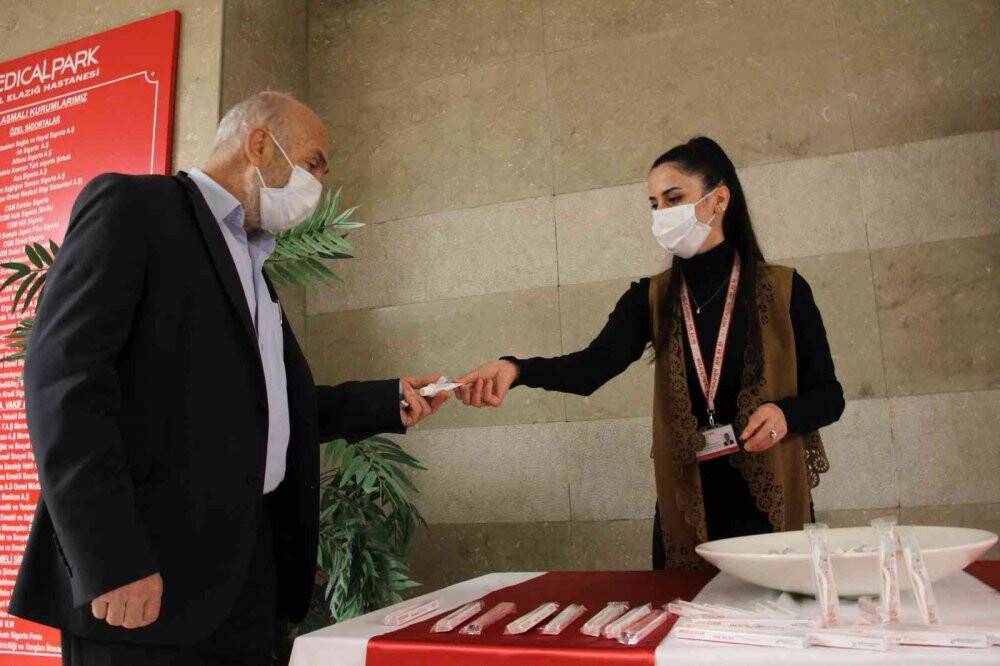 Uzmanlar ebeveynleri uyardı: ’’Süt dişleri, daimi dişler için rehber görevi görür’’