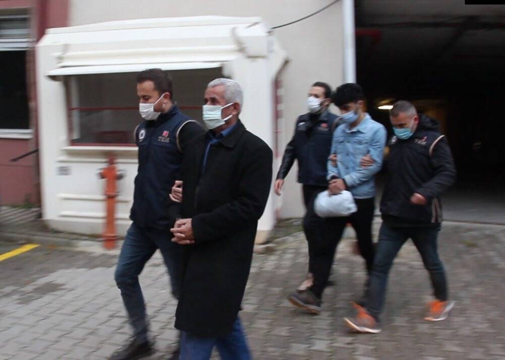 Manisa’da 2 PKK’lı tutuklandı