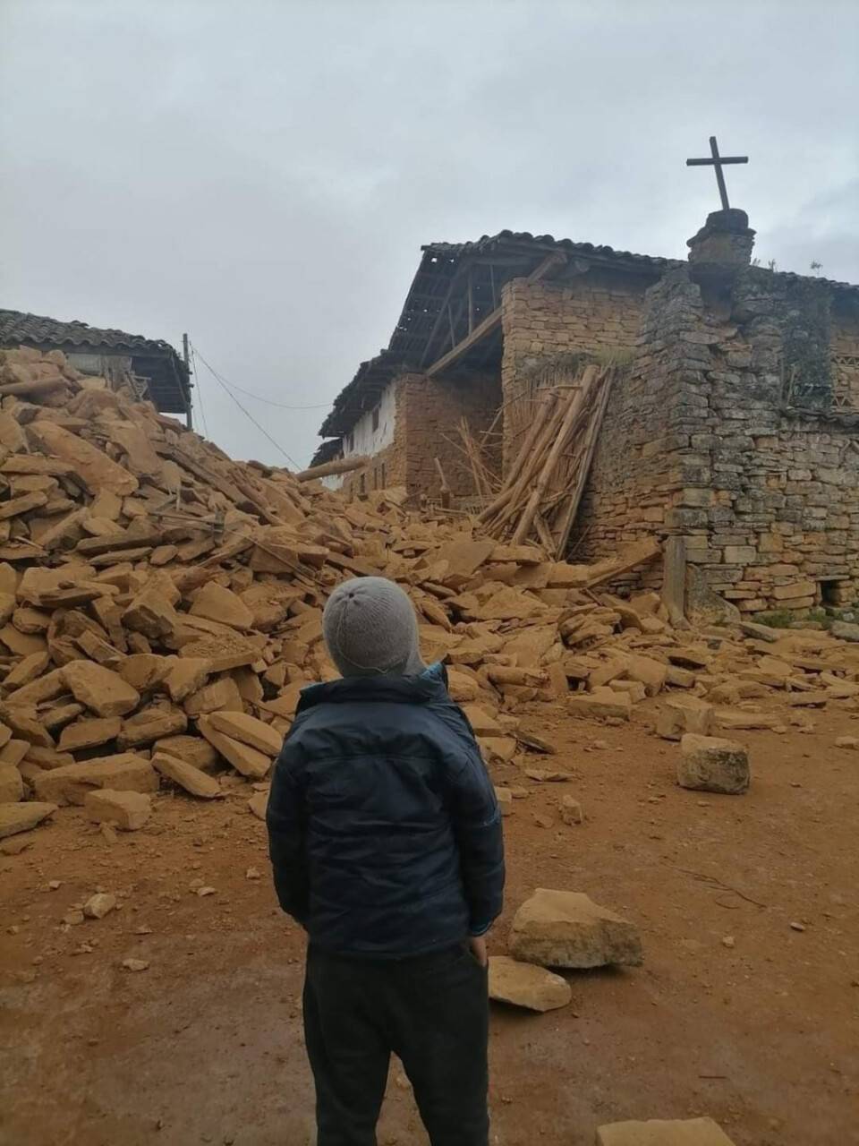 Peru’da 7.3 büyüklüğünde deprem
