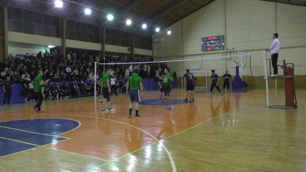 Beyşehir’de öğretmenler arası voleybol turnuvası sona erdi