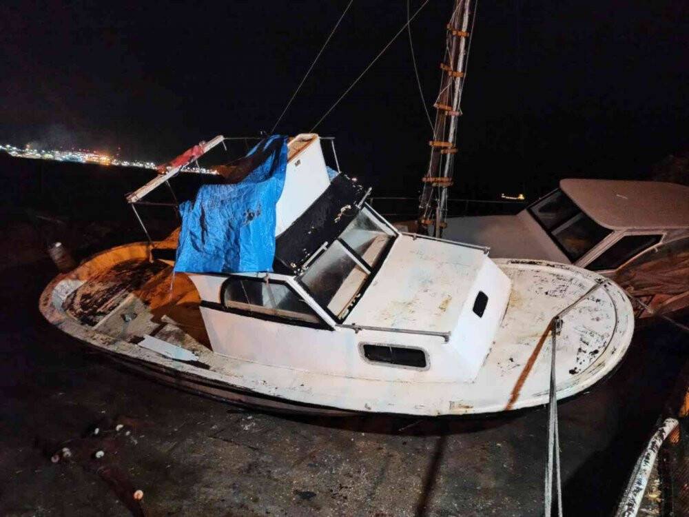 Bursa’da deniz taştı, tekneler sular altında kaldı