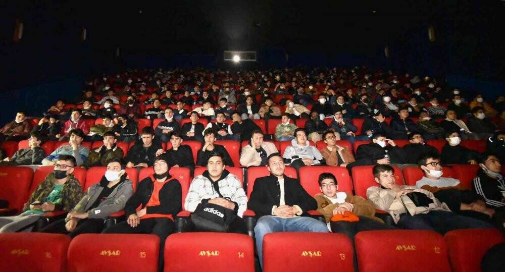 Karatay kent Konseyi’nden öğrencilere 'Haydi Sinemaya' projesi