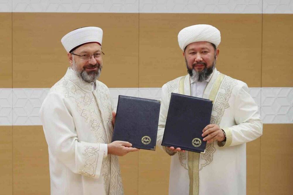 Diyanet İşleri Başkanı Erbaş: “DEAŞ, FETÖ ve benzeri terör örgütlerine, radikal akımlara karşı dikkatli olmak zorundayız”