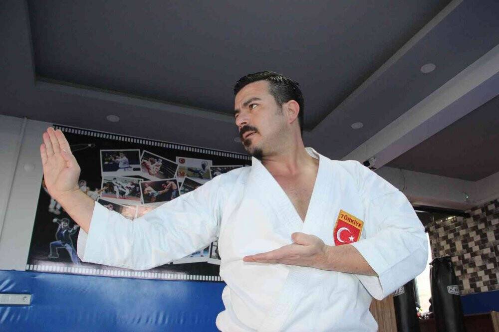 Dünya Şampiyonu engelli karateci, gözünü olimpiyatlara dikti