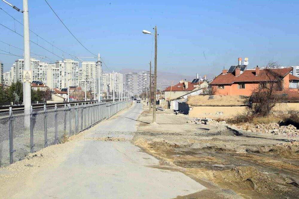 Konya Büyükşehir’in alternatif cadde çalışmaları sürüyor