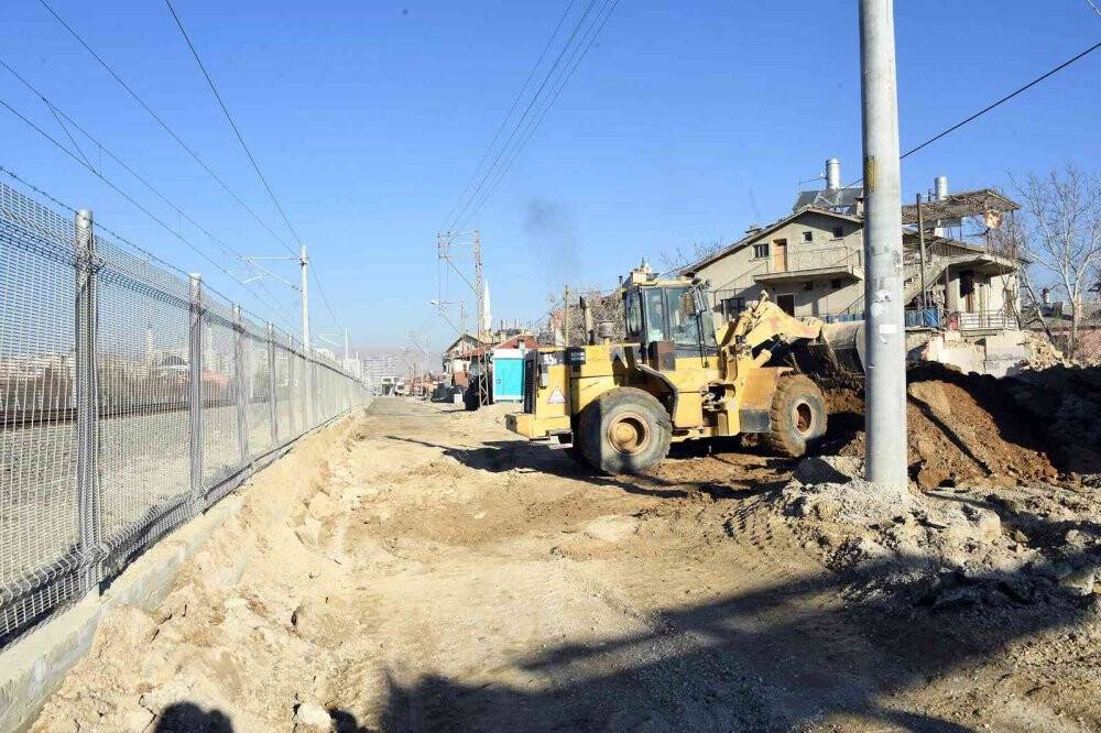 Konya Büyükşehir’in alternatif cadde çalışmaları sürüyor