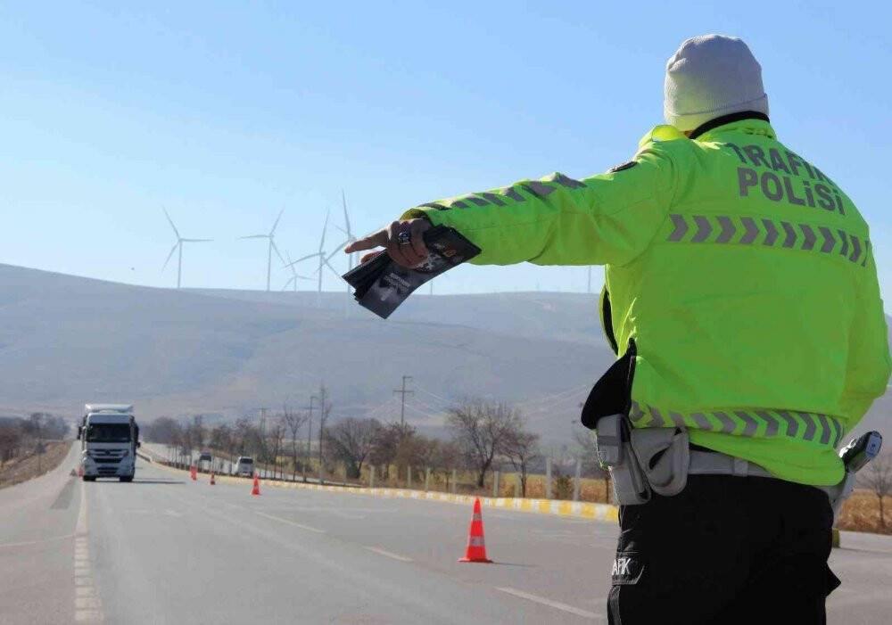 Konya’da kış lastiği denetimleri başladı