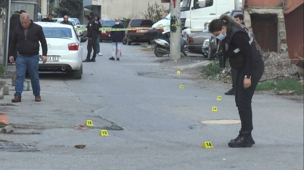 Sokak ortasında silahlı çatışmanın yeni görüntüleri ortaya çıktı