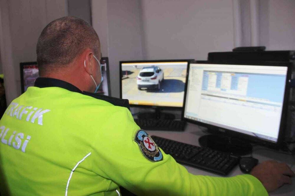 Engelli otoparkları 80 kamera ile 7 gün 24 saat takip altında