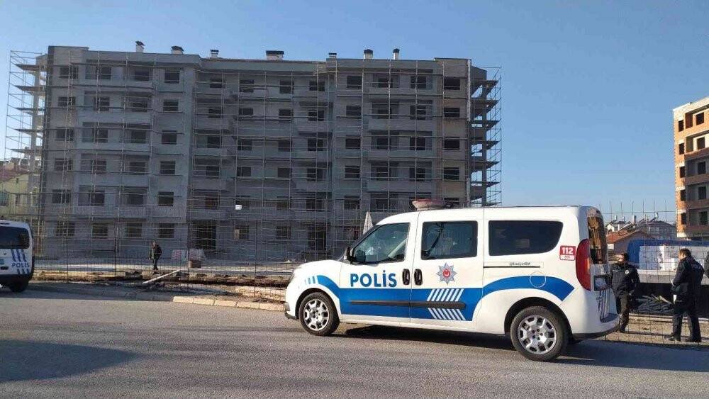 İnşaatta asansör boşluğuna düşen bekçi hayatını kaybetti