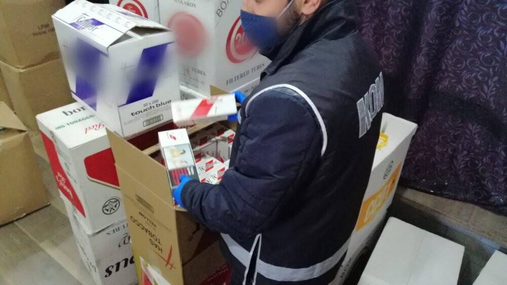 Konya’da kaçak sigara operasyonu: 9 gözaltı