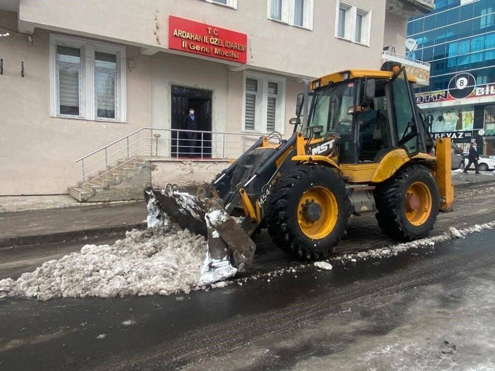 Dondurucu soğuklar hayatı olumsuz etkiliyor