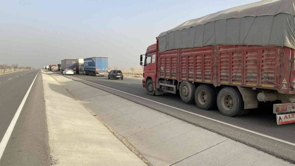 Konya’da kum fırtınası zincirleme kazaya sebep oldu: 7 yaralı