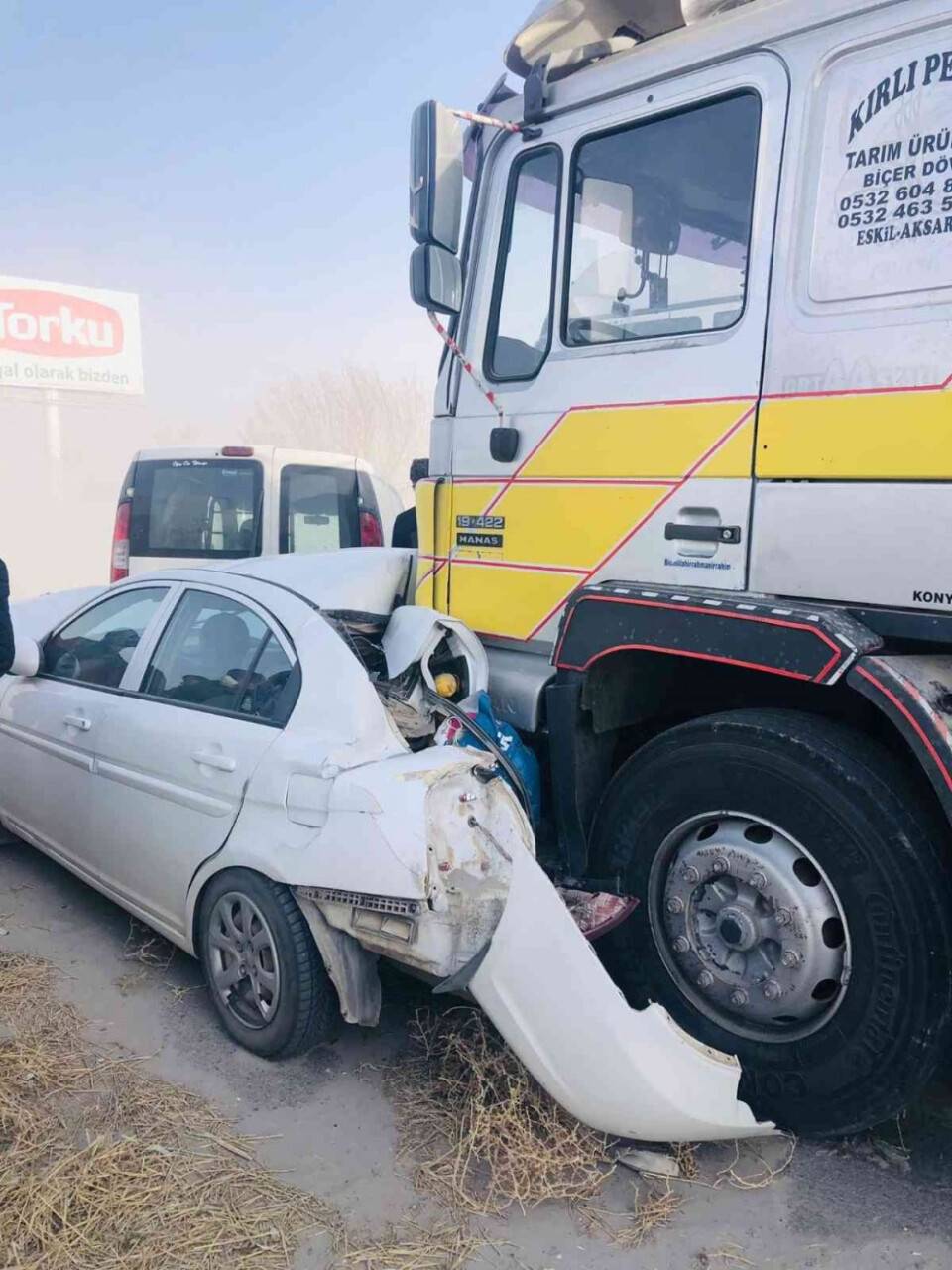 Konya’da kum fırtınası zincirleme kazaya sebep oldu: 7 yaralı