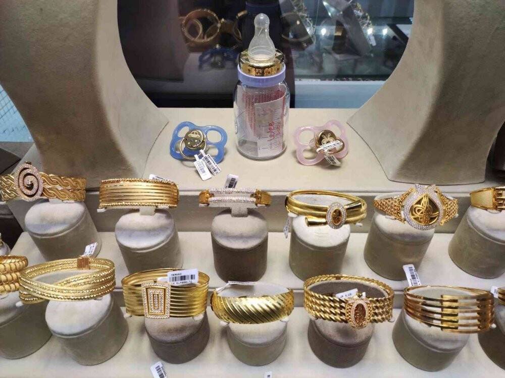Altın fiyatları yükselse de altın emzik rekabeti bitmiyor