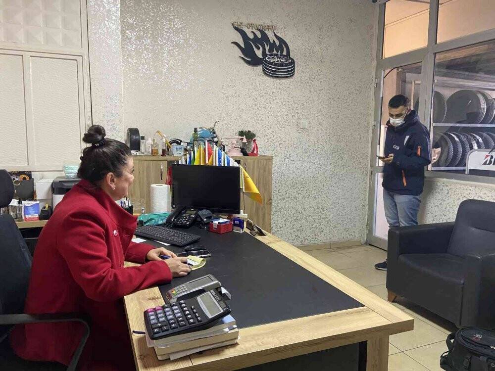 Hayallerinin peşinden koştu, Konya’nın ilk ’lastikçi abla’sı oldu