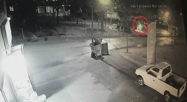 Şaka yaparken arkadaşını alev alev yaktı.. O anlar kamerada