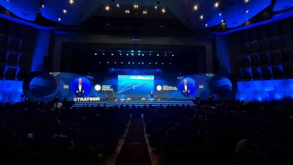 Uluslararası Stratejik İletişim Zirvesi devam ediyor