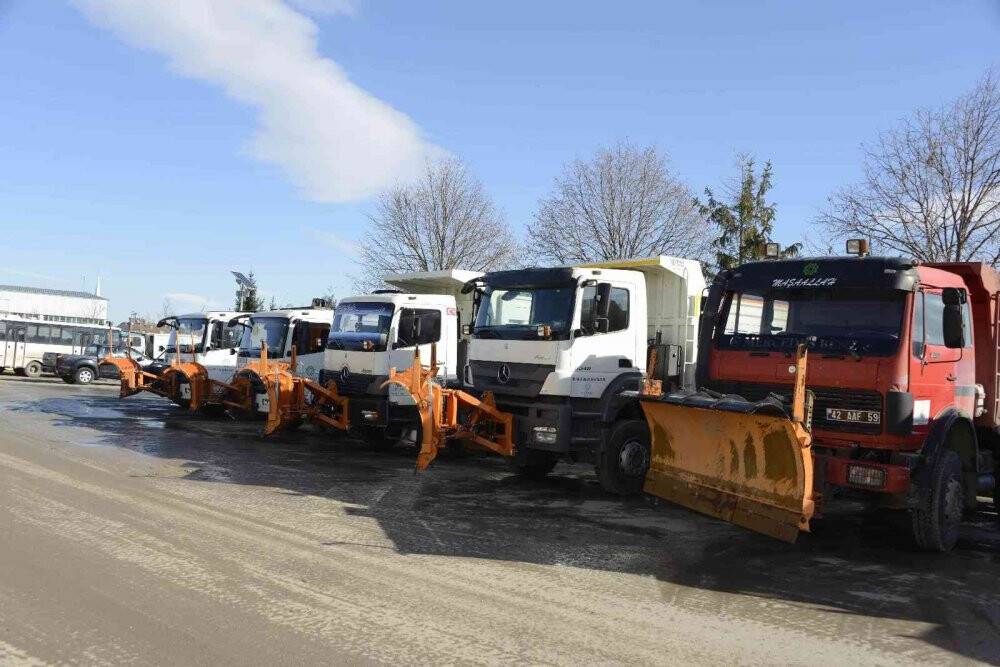 Meram’da kar ve buzlanmaya karşı hazırlıklar tamamlandı
