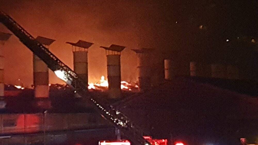 Çay fabrikasında yangın