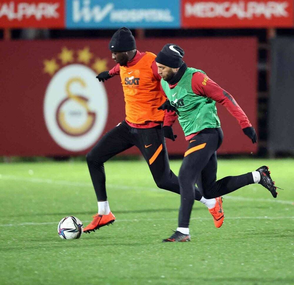 Galatasaray, Başakşehir maçı hazırlıklarına başladı