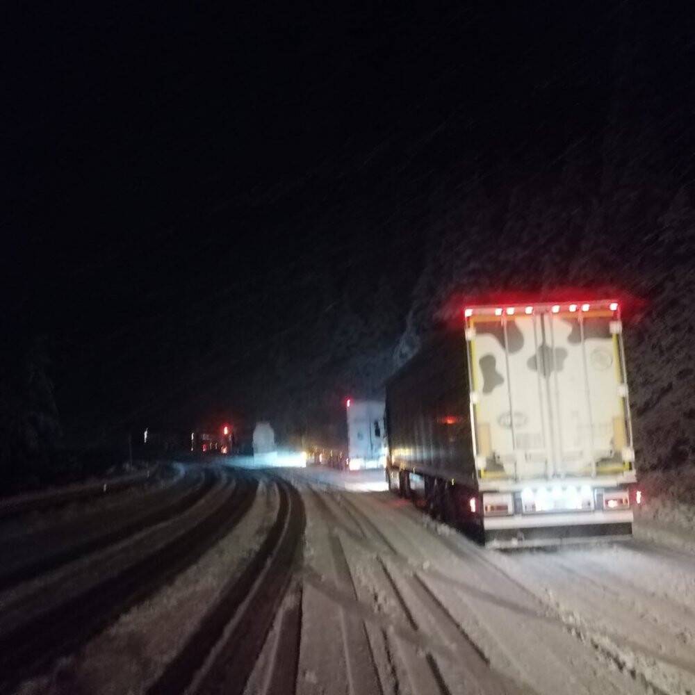 Konya yolunda kar yağışı başladı