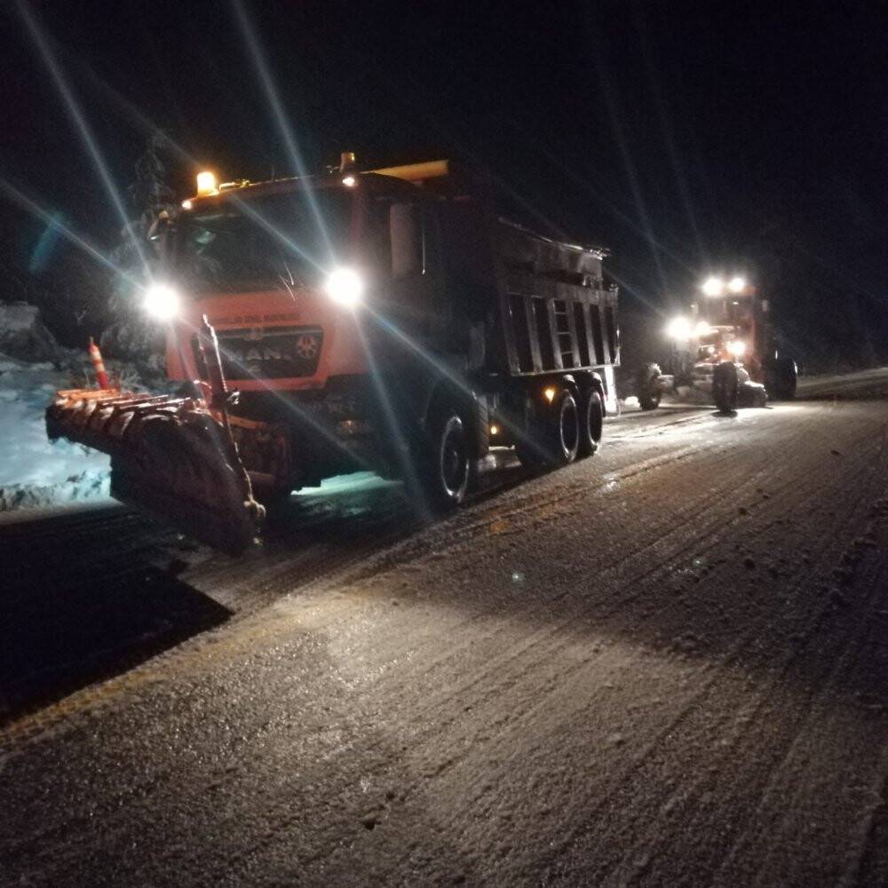 Konya yolunda kar yağışı başladı